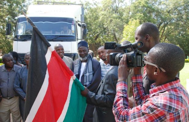 The caravan is flagged off by DC Christopher Wanjau